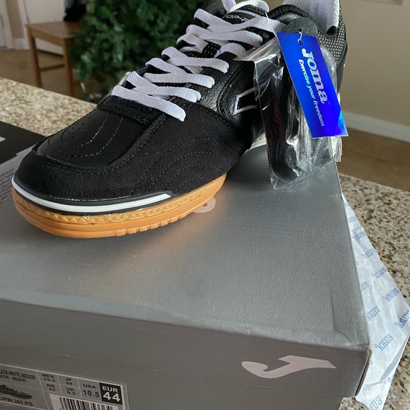 SOLD- Joma Top Flex 301 Black-White Indoor 10.5 - Picture 4 of 5